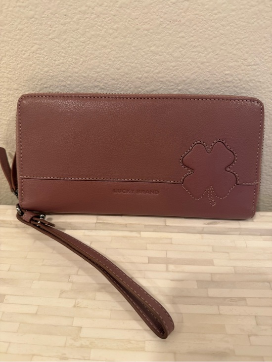 Lucky Brand Handbags - Lucky Brand Mauve Pink Wristlet Wallet with Clover Detail